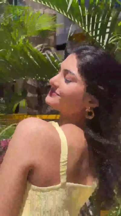 Emits scorching and lots of us are getting erected already just flashing dick onto her pics and a instant boner she becomes now. 