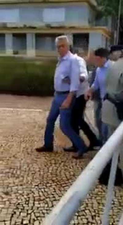 Defensores de Bolsonaro xingando Caiado por ter rompido com o mito