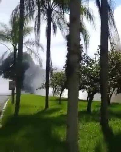 😈me to your mom last night (we had secks)😈