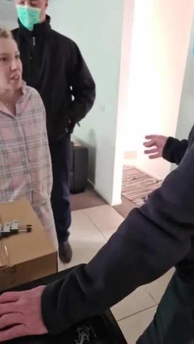 Sovcit woman in Melbourne is arrested for organising an anti-lockdown event on Facebook.