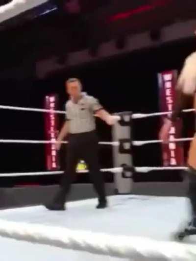 That sound is godly 😫