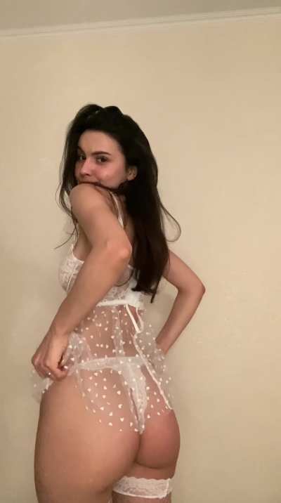 I love the way it bounces when I move