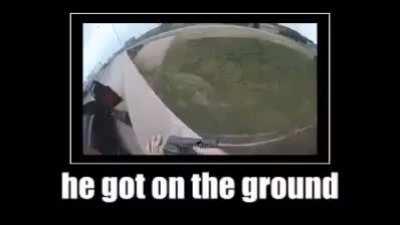 He do be on the ground tho