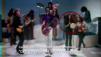 Yoko Ono can’t bear not getting enough attention so starts wailing during her Husband and Chuck Berry’s performance until a sound engineer cuts her mic.