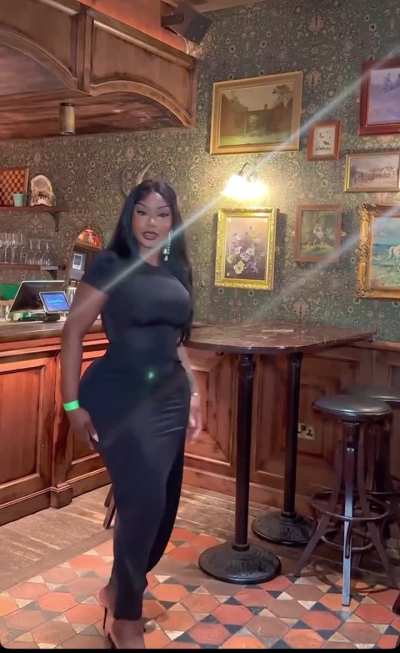 her body and face is absolutely insane 