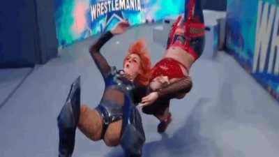 Becky jiggle
