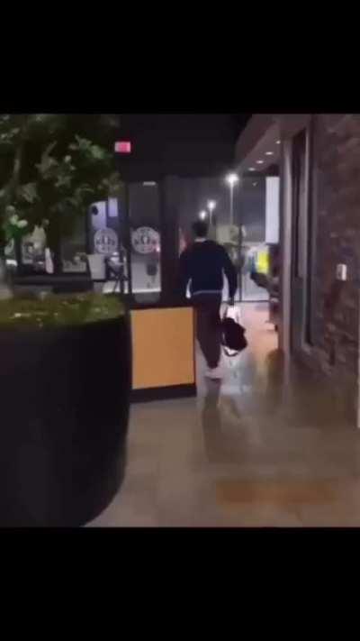 When I have social anxiety and a girl talks to me in the gym