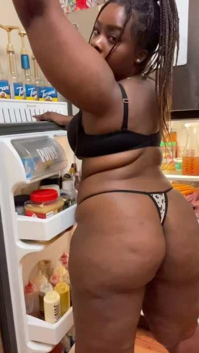 Eggs cheesy with them grits or nah 😋😌