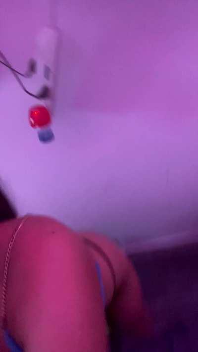 Give me your full attention!