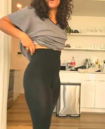 Had to slow mo that thang behind Maleni Cruz. Slight edit.