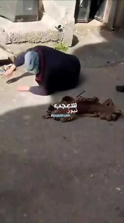 Current Syrian regime army brutally hitting and humiliating an alwaite man (This is the Rey Mysterio move, said one of the fighters) before ordering him to run home so they could shoot him while he runs.