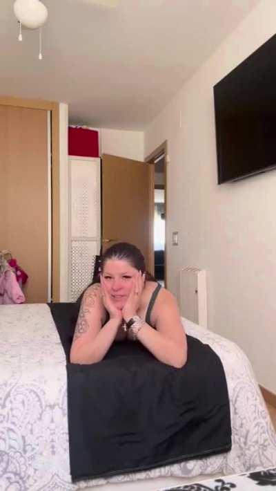 how bad it smells like farts in my room