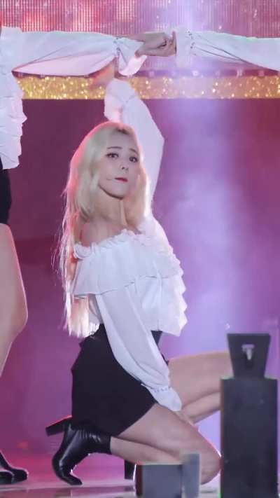 JinSoul Loona