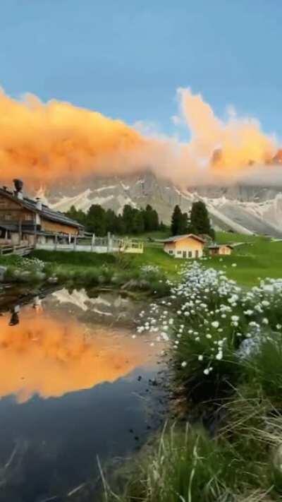 This place in Italy looks like a painting