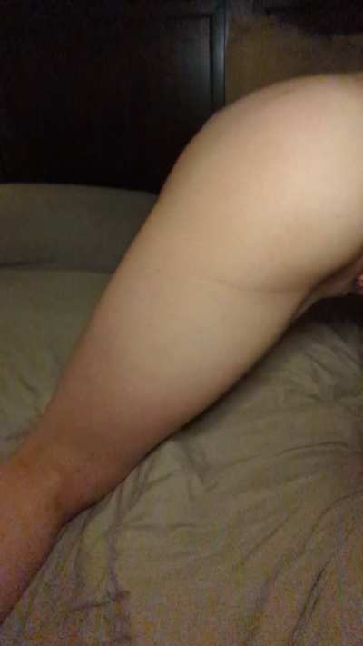 This deep creampie will get to go to work with me today ;)