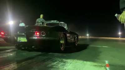 Hope you guy's enjoy my uncles 62 Corvette twin turbo 427, quite as a mouse vs a twin turbo lambo.