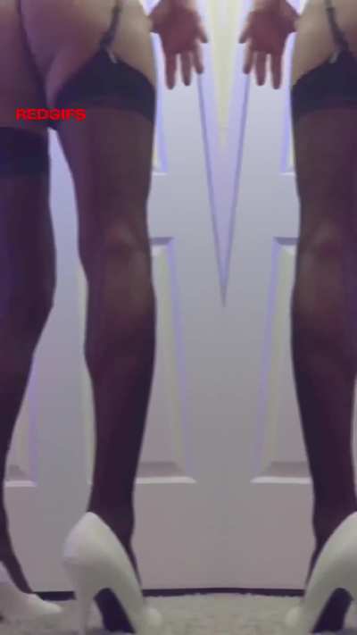 Can I greet u like this, squeeze what ya like pls