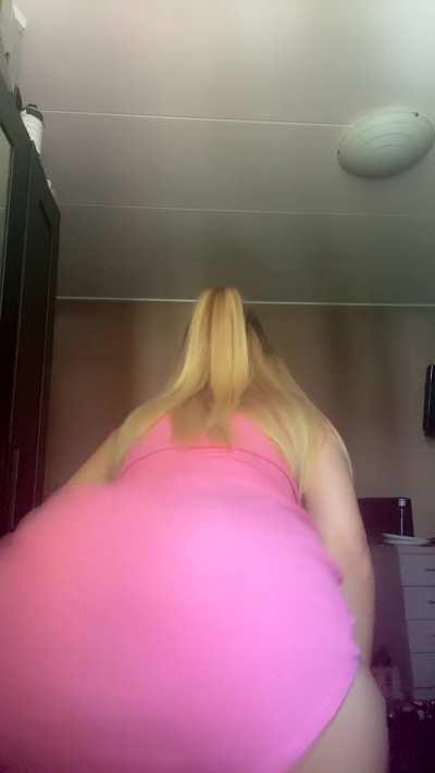 Let me just practice my twerking before I do this in front of you