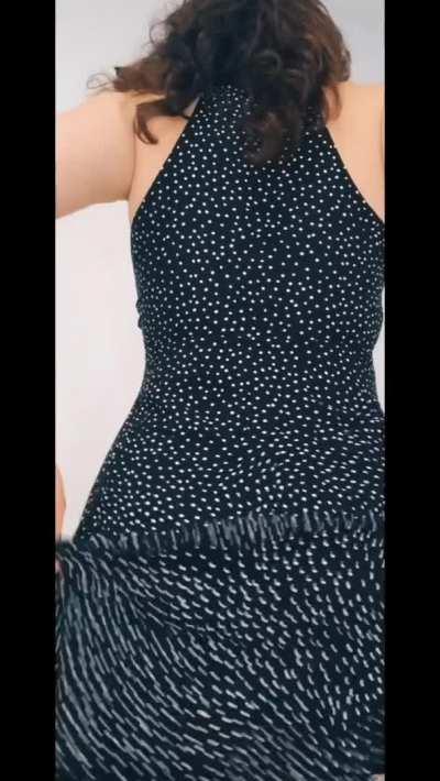 Summer dresses are my [f]avourite, I bet you know why!