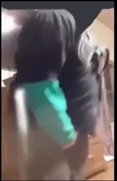 Rare footage of Elne working out