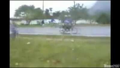 Araragi crash Monogatari meme