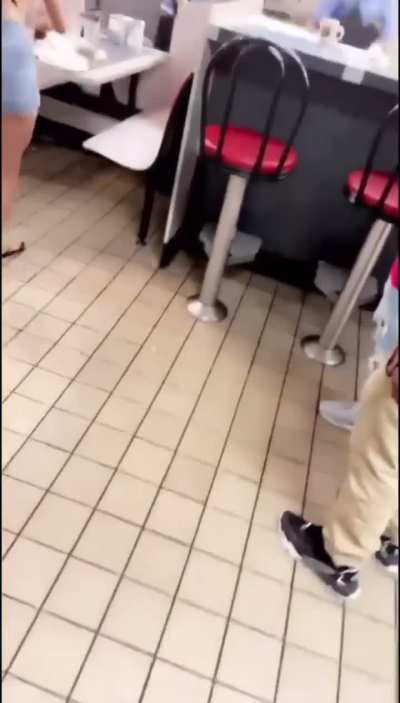 Waffle House Freakout