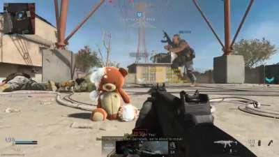 Look at this friendly little combat buddy that dropped in