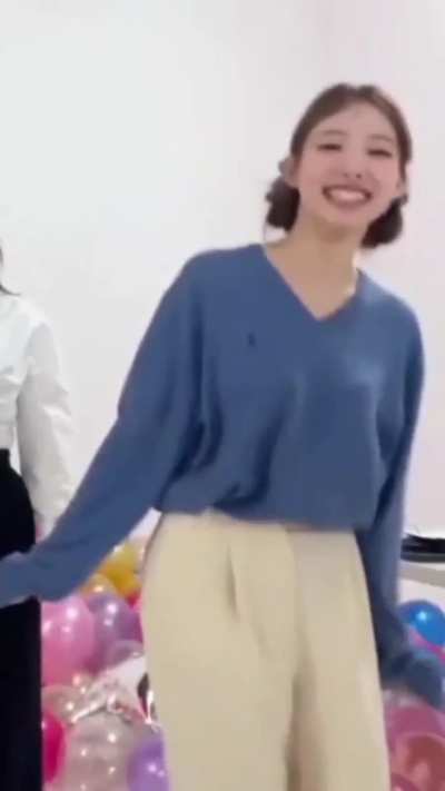 Twice - Nayeon