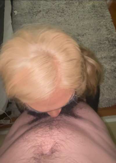 Sucking my stepbro’s cock never gets old 