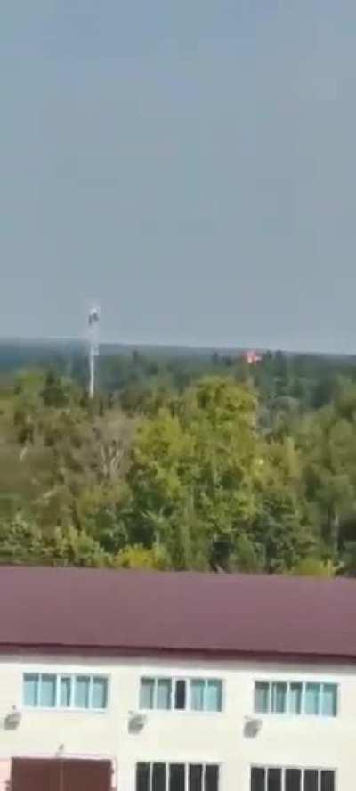 Horrifying, terribly tragic. Russian new Ilyushin Il-112V prototype aircraft crashes outside Moscow today after what appears to be an engine fire -- final moments on camera. Three on board dead.