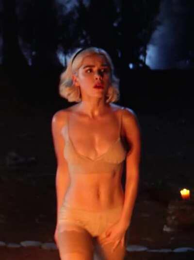 Sabrina Lingerie Boomerang - 2MIC