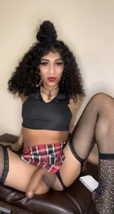 Do you like girls with big dicks ?