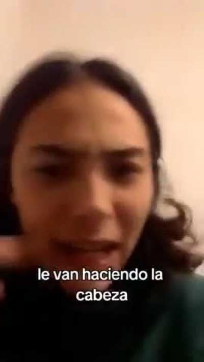 Los kirchos ahora le andan diciendo a las novias de los libertarios que les inflen los huevos con política todos los días. Están desesperados.