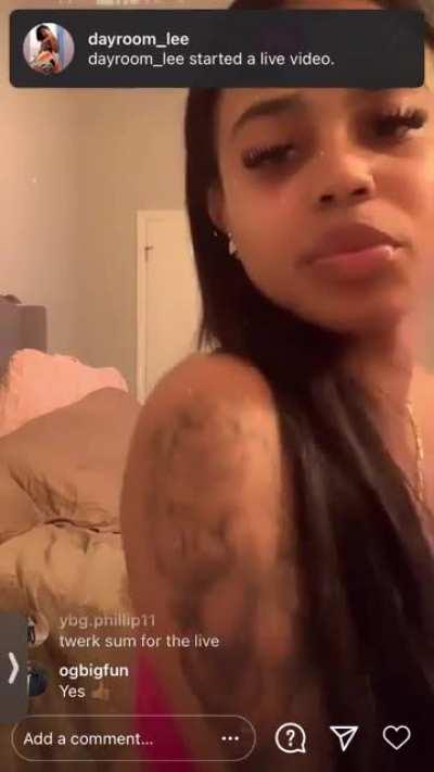 Old live 😩😩😩