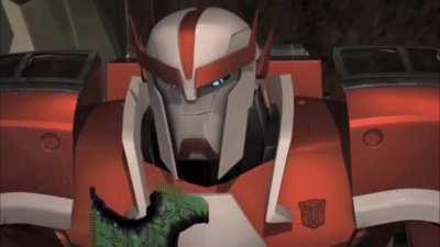 Raf turns on the radio. Ratchet does NOT like it (100% real)