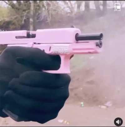 Make this an emote please!