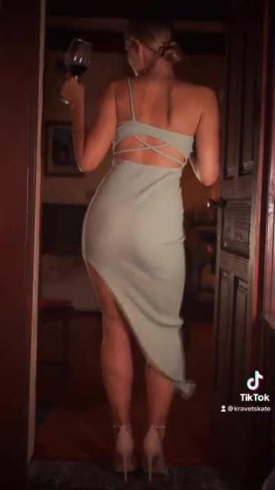 My latest tiktok dance for your pleasure