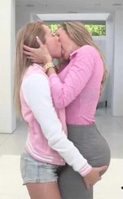 Making Out With Brandi Love