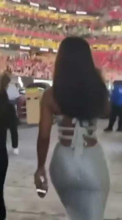 Good god look at that ass