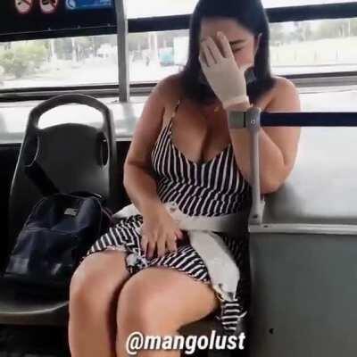 Un dia cualquiera en transporte publico 💦