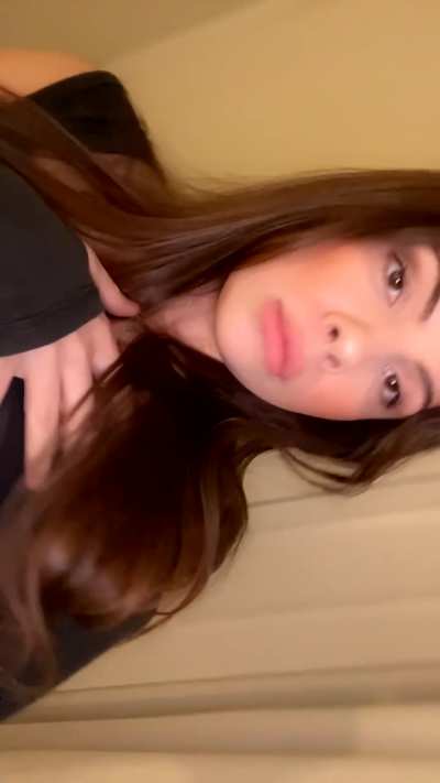 Just a mid reveal on a mid girl 