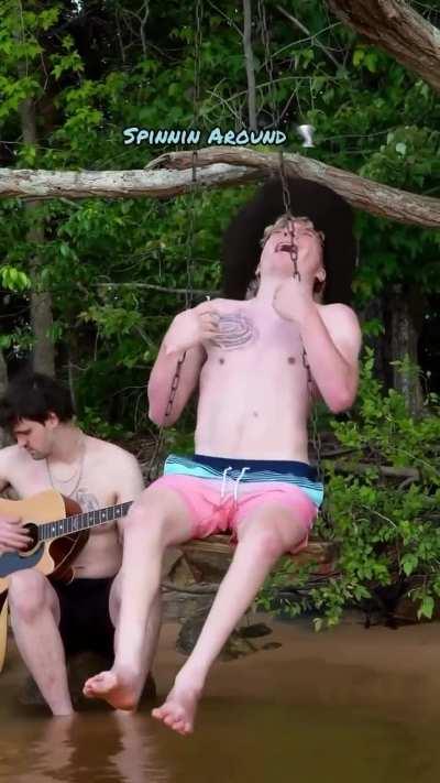 Ayo! What is Zampa doin ?