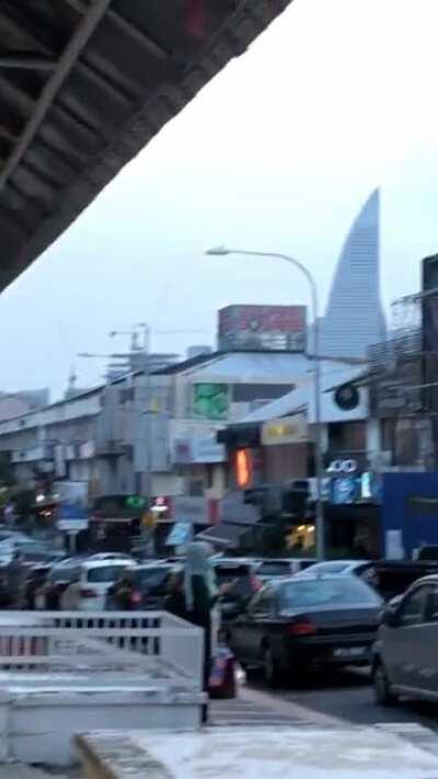 Fire make up. Spotted in bangsar 😂