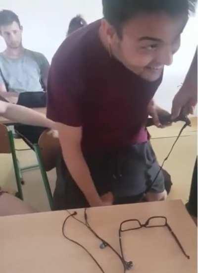 2 sırt çantasıyla 3 kişi ile yapabilme fikri, çık aklımdan.