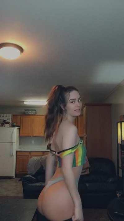 It’s fun over here ;) [F19]