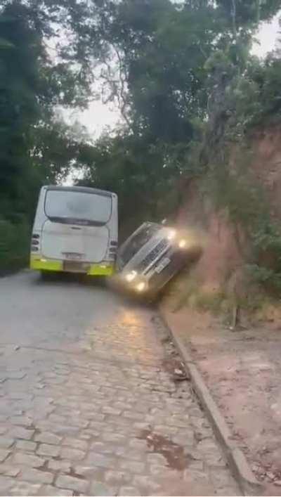 WCGW driving diagonally