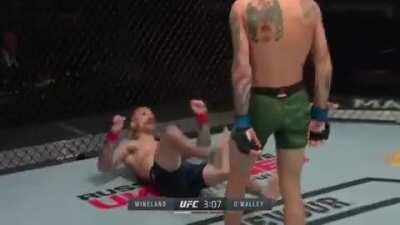 30 seconds of Suga Sean O'Malley and 30 seconds of Marlon 