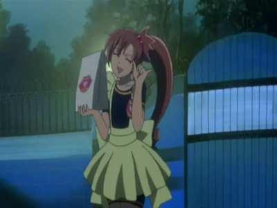 yo tambien sospecharia si una morra me trae los tacos asi