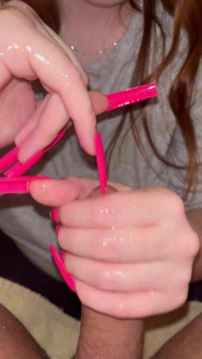 I own him with my nails 🥰