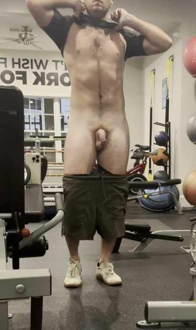 Got the gym to myself in a Thunderstorm [m]34